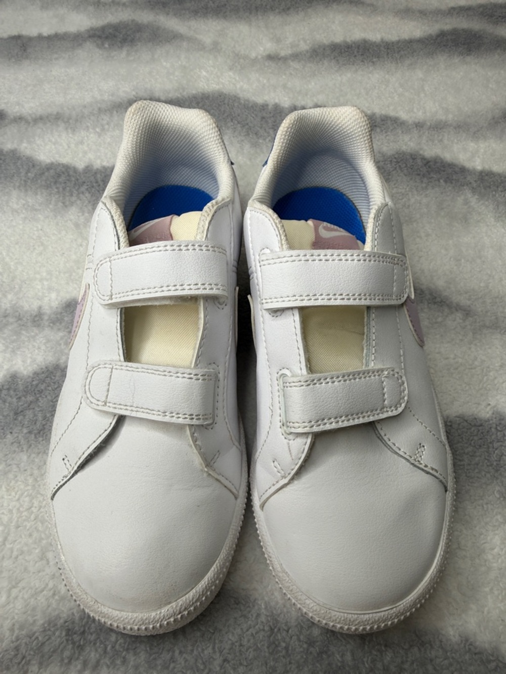Nike Kids White Leather Sneakers with Pink Swoosh